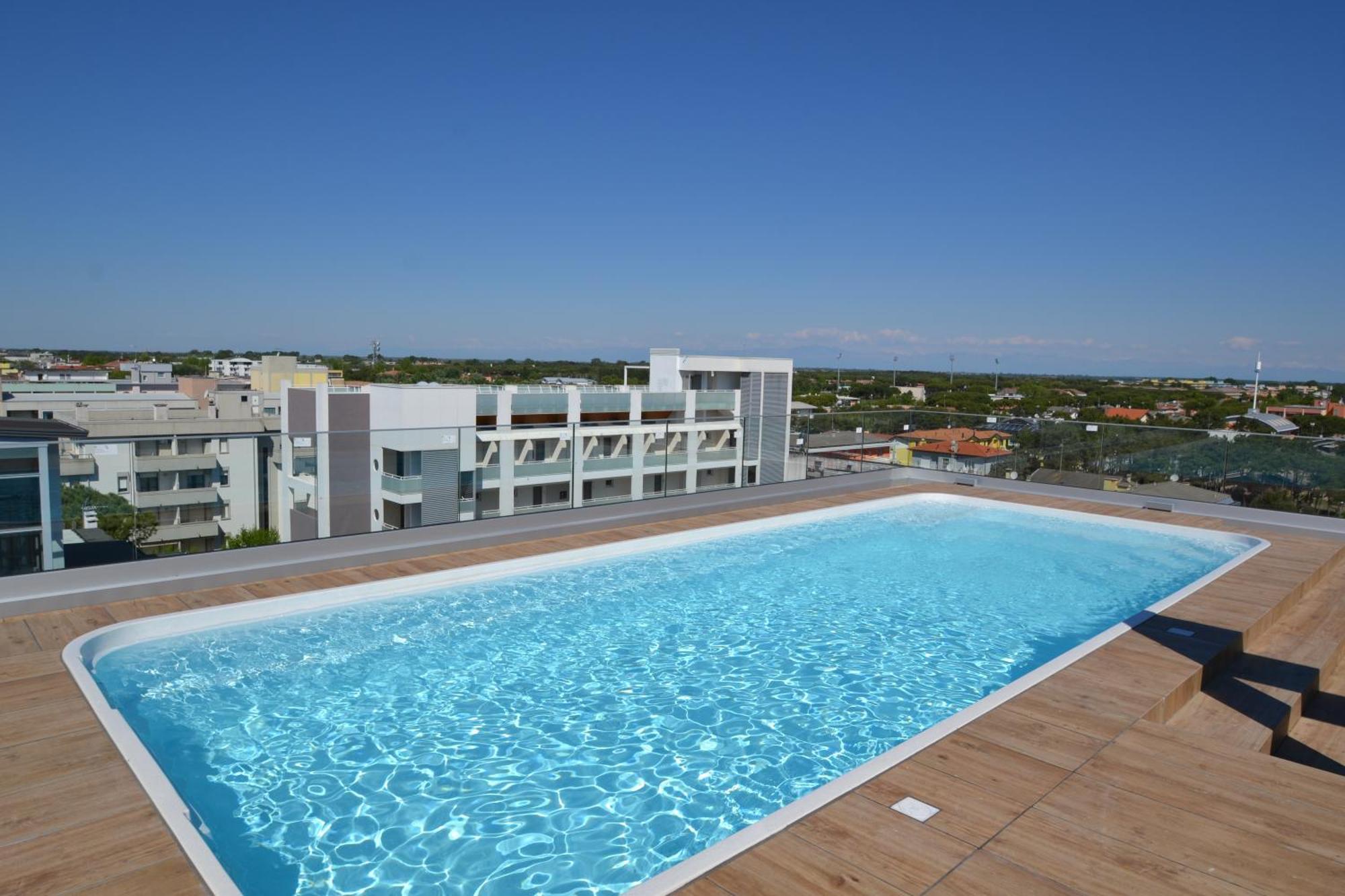 Meris Bibione Buitenkant foto